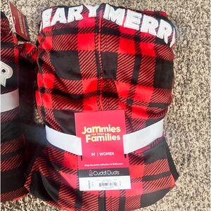 Cuddl Duds Beary Merry Christmas